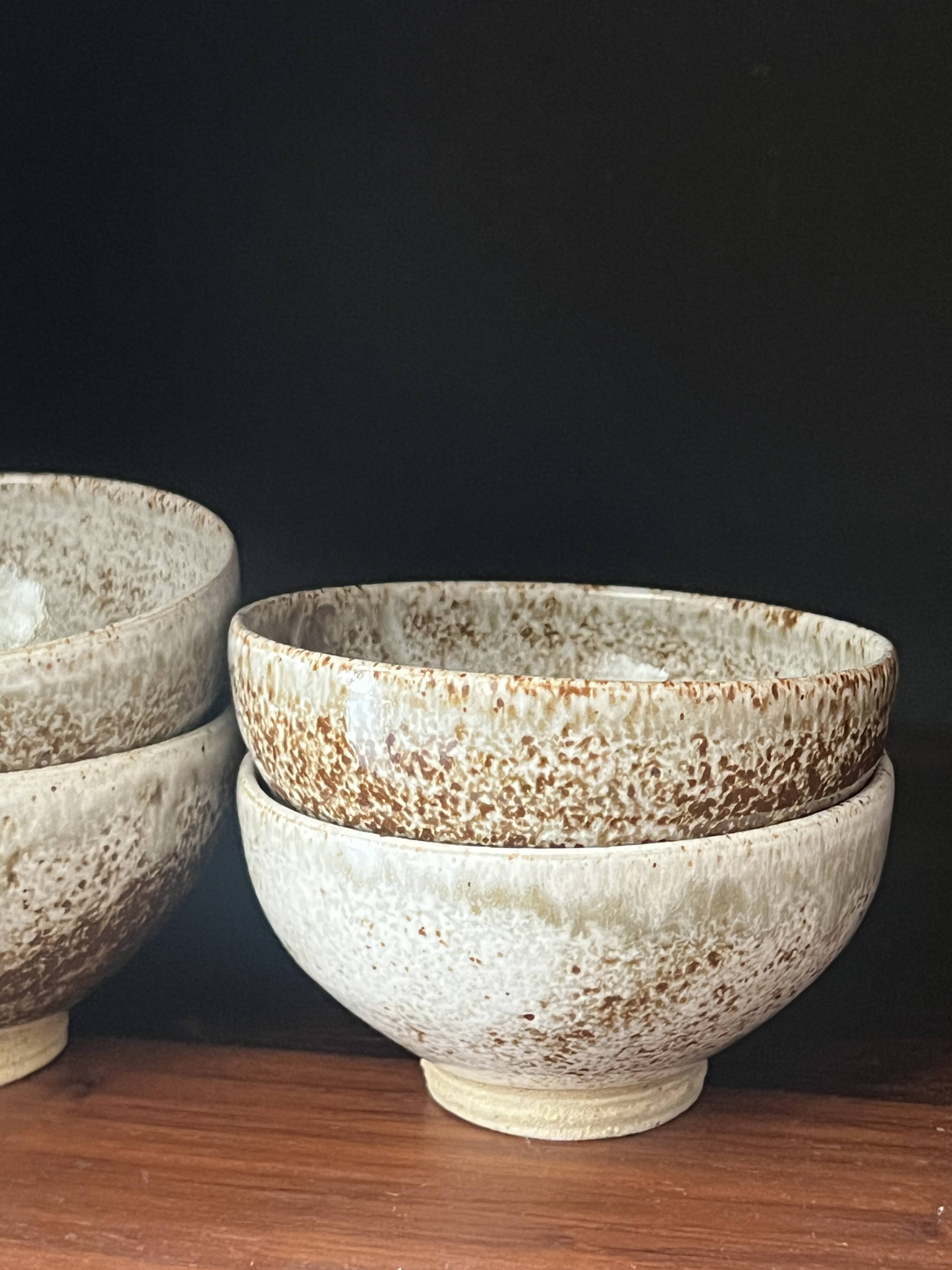 Set of 4 hand-turned glazed ceramic bowls