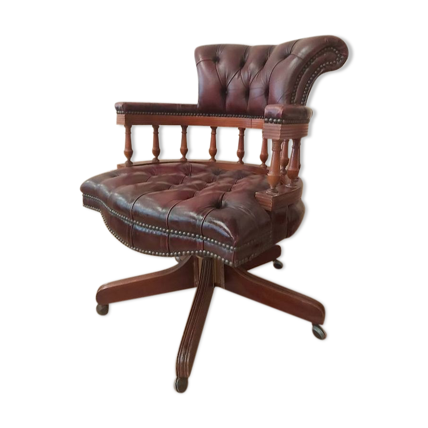 English-style armchair