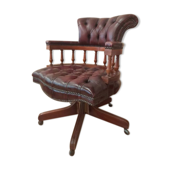 English-style armchair