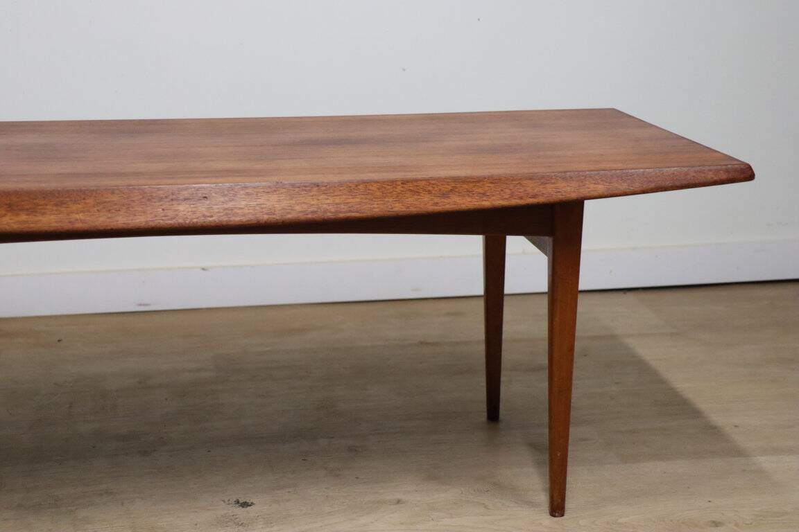 Table basse vintage en teck de Gordon Russell, 1960