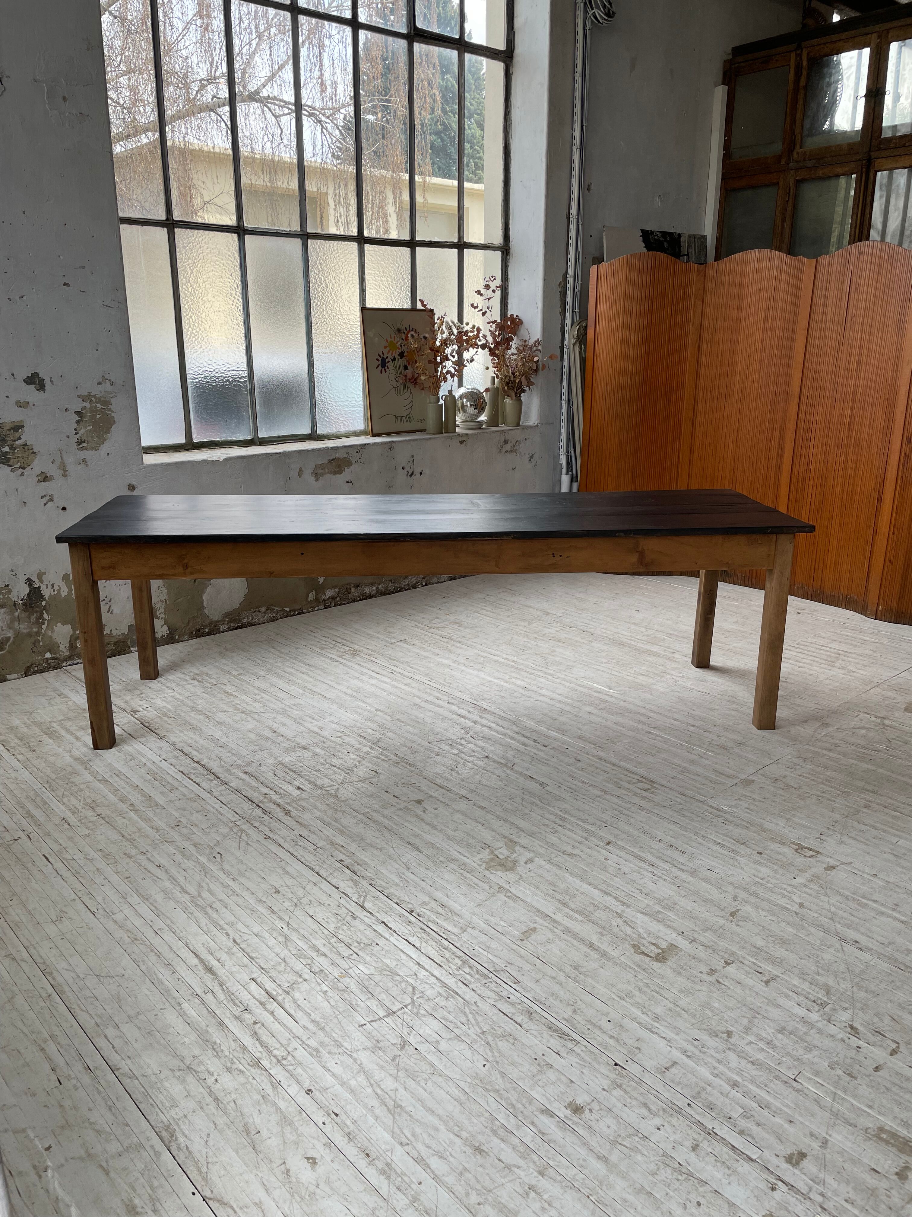 Black pine farm table 250 cm