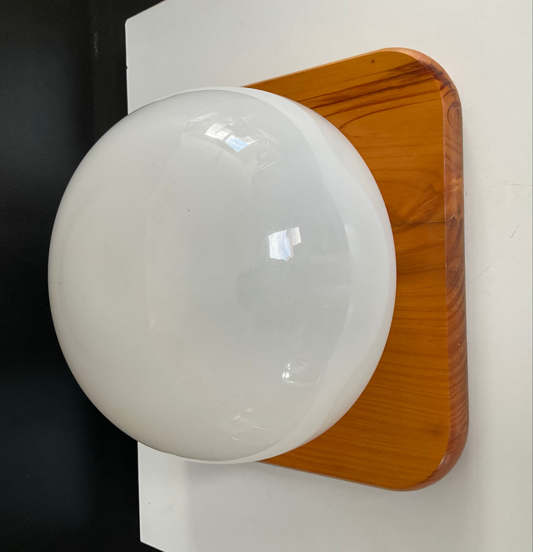 Vintage wall or ceiling light in pine and opaline.