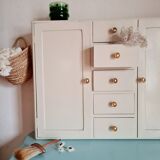 White antique medicine cabinet