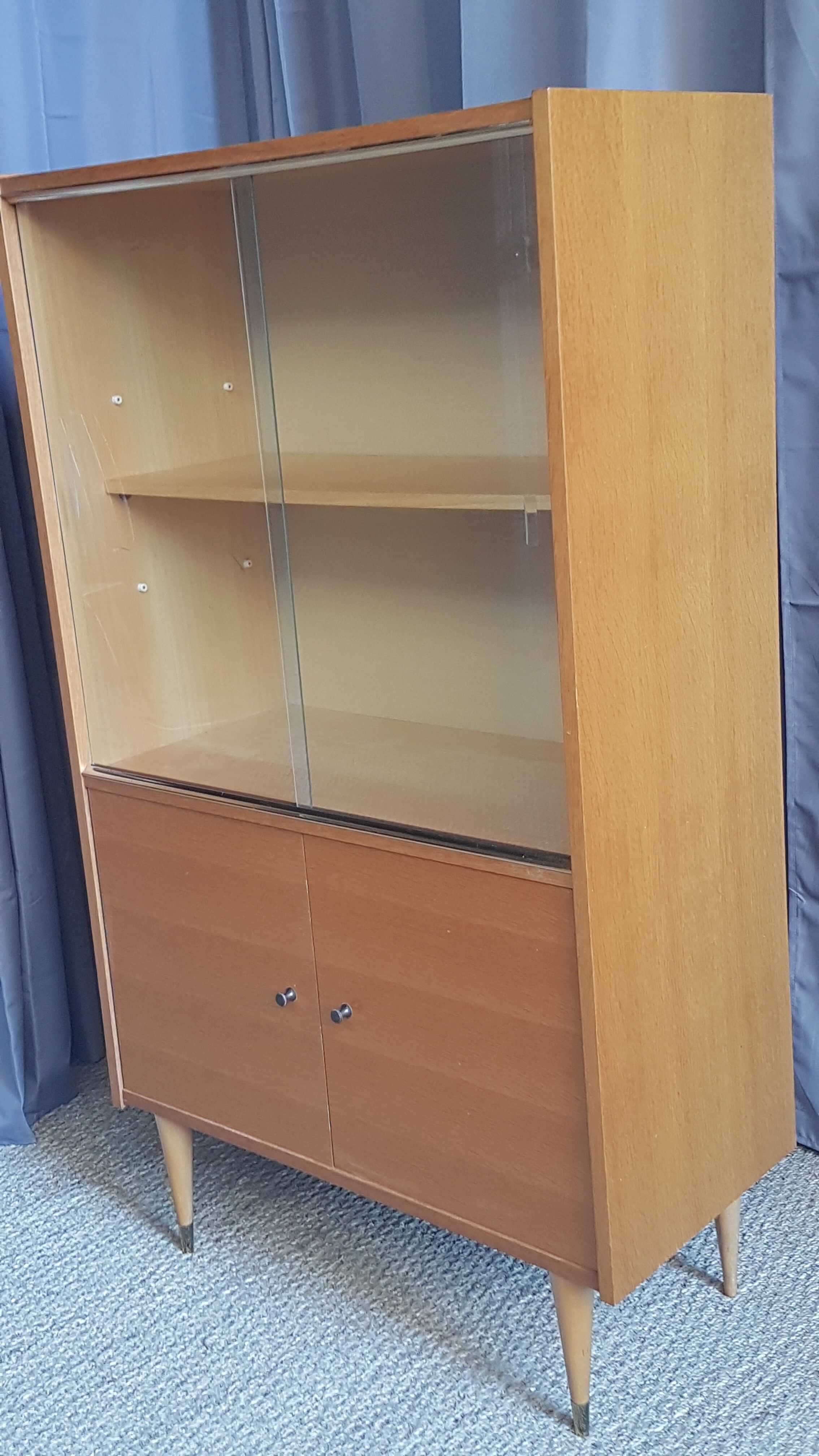 Vintage window spindle feet