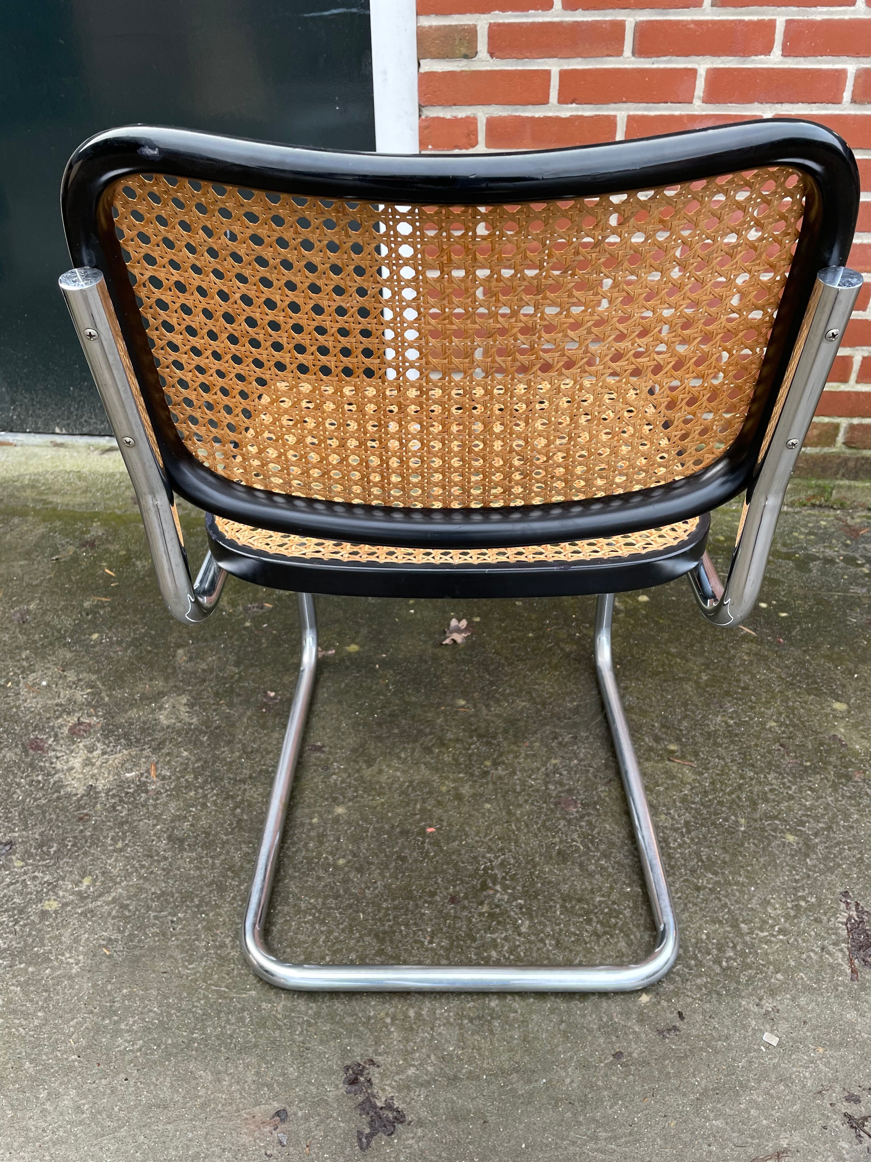 Cesca design chair b32 model in black and chrome