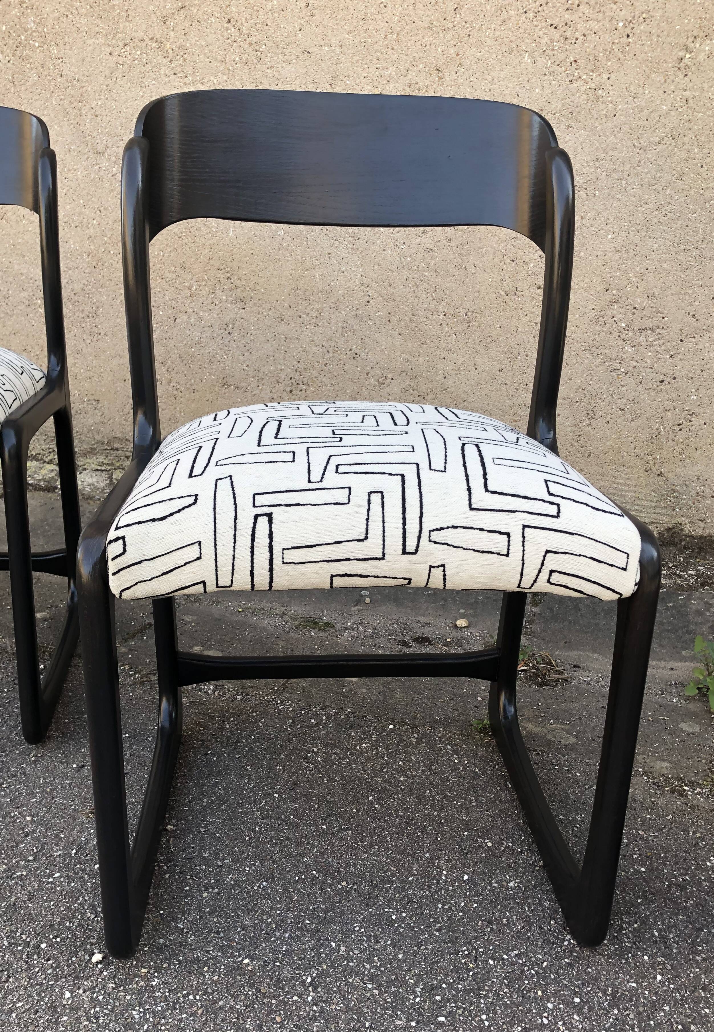 4 chaises Baumann Traîneau