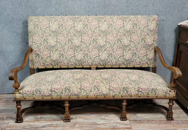 Banquette de Chateau style Louis XIII en noyer vers 1850