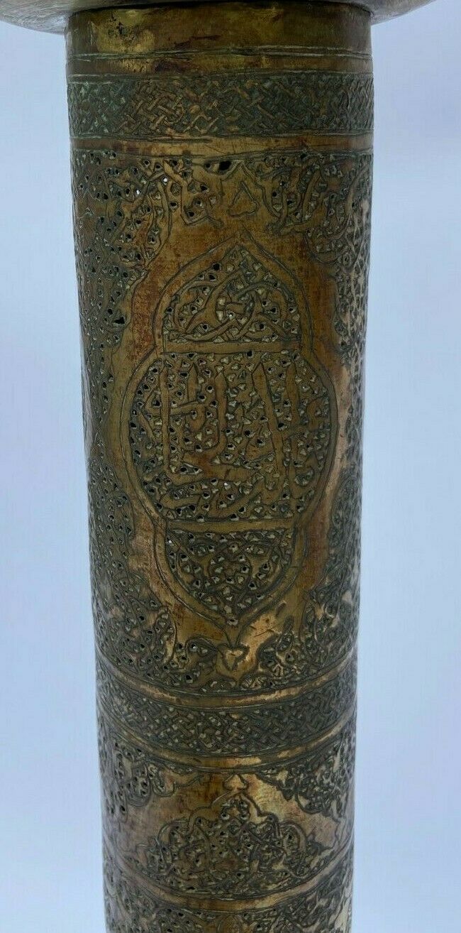 Oriental brass lamppost severe late 19th beautiful patina