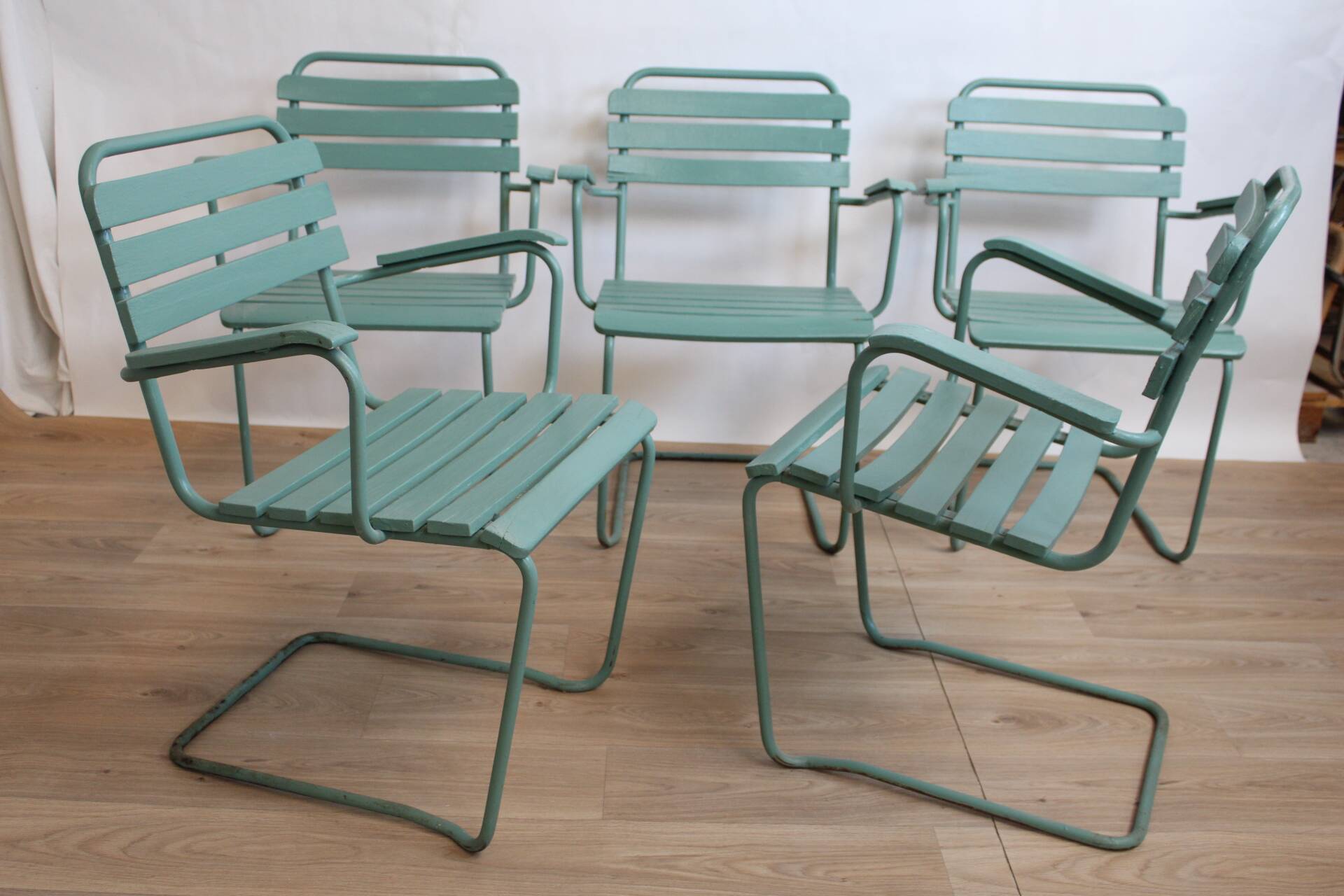 Garden chairs set of 5 in metal and painted stackable wood 1960 denmark