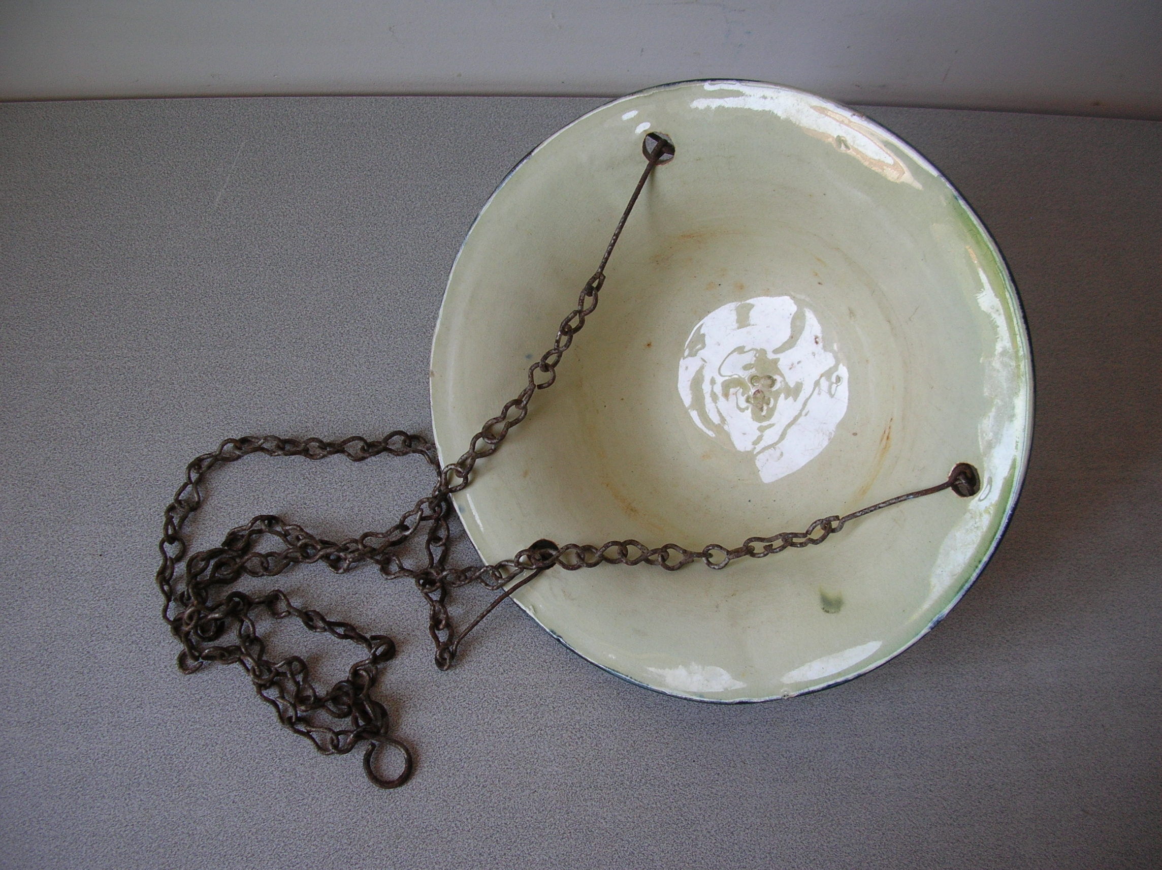 Old suspension basin planter slurry floral decoration art deco winter garden veranda