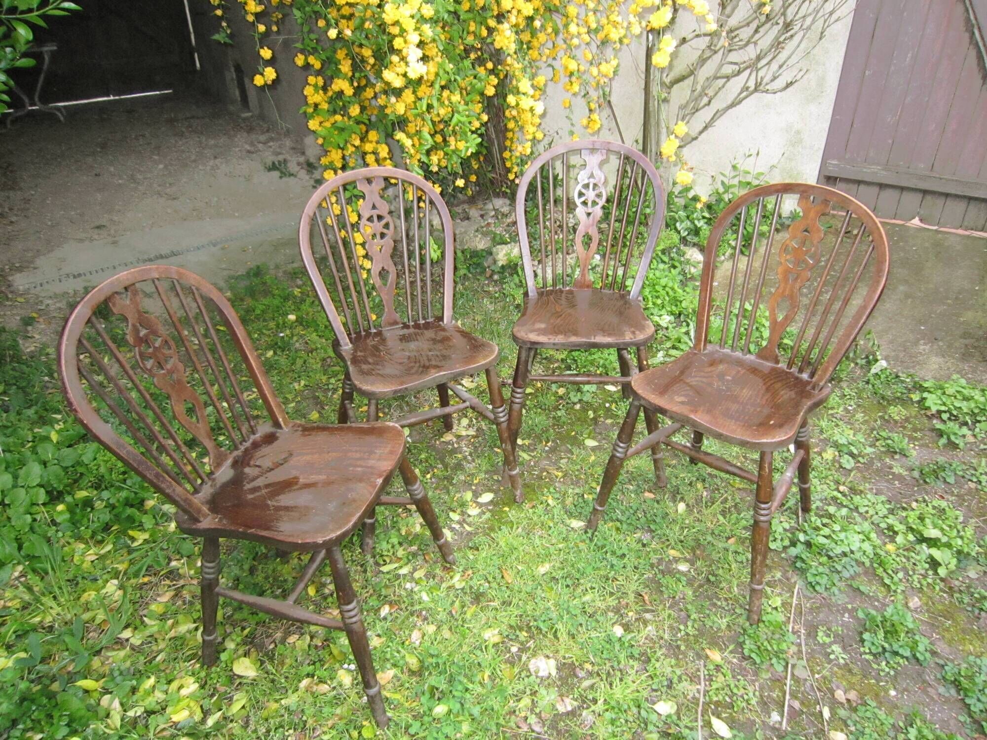 Suite of 4 chairs windsor english bistro