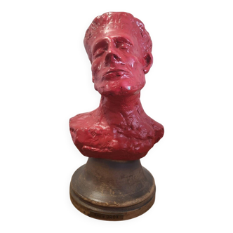 Emile Drox face statue sculpture