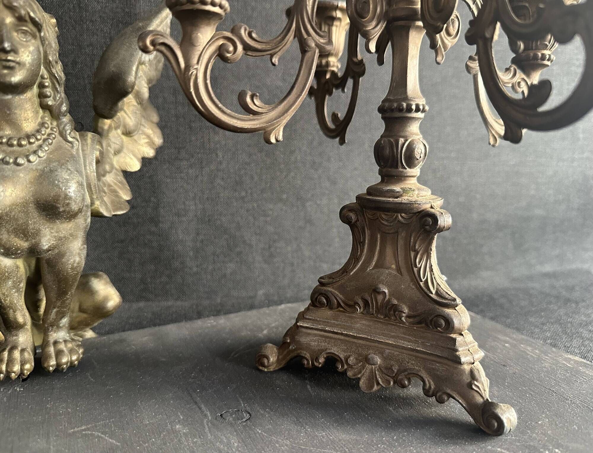 Small antique candelabrum with 5 lights in patinated brass - early 20th century