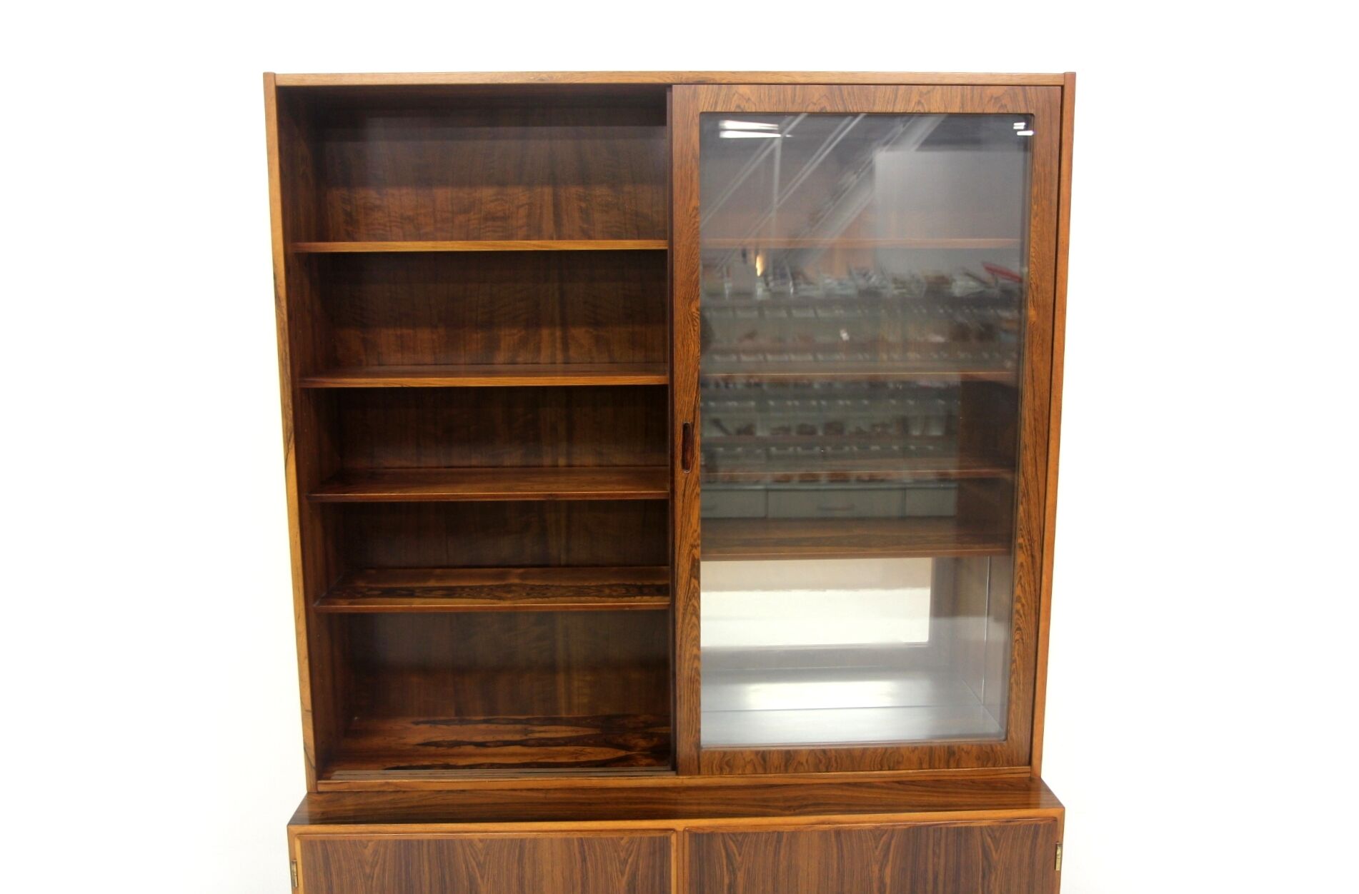 Rosewood cabinet/display case, Poul Hundevad, Denmark, 1960
