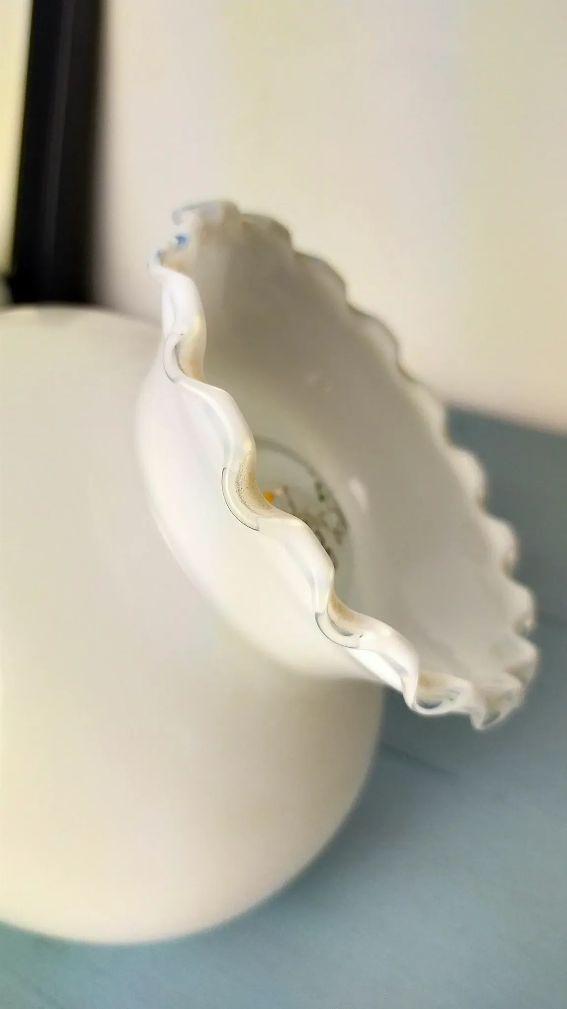 White opaline table lamp