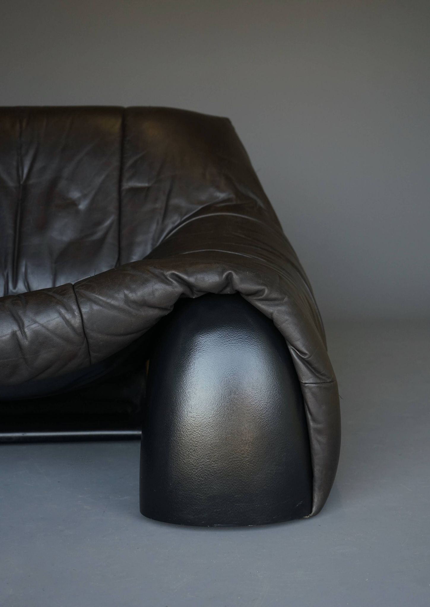 Amak Lounge Chair in brown leather by Annie Hieronimus for Cinna, 1980s
