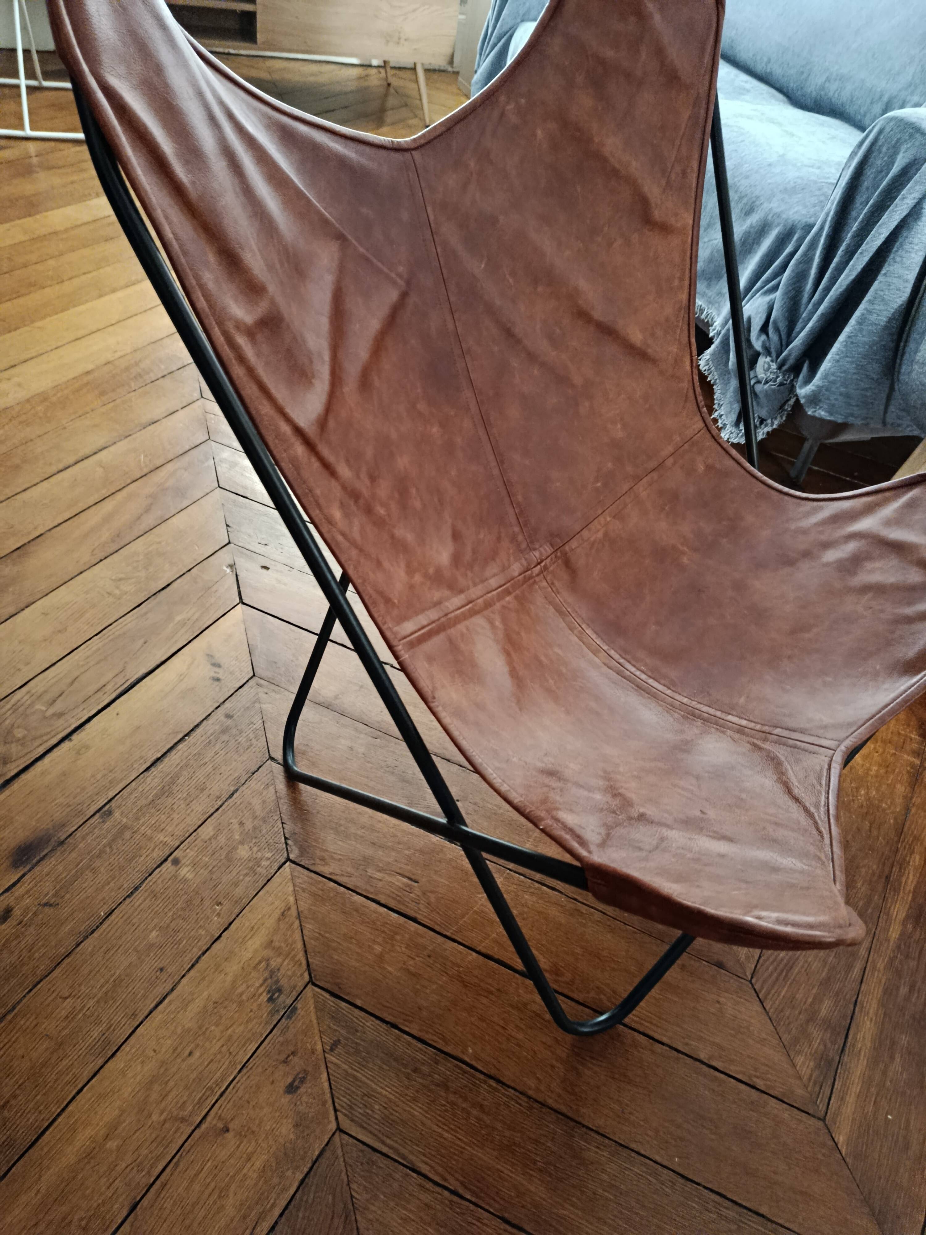 BKF Armchair Sudestada Brown Vintage Leather No. 03 with black epoxy lacquered frame
