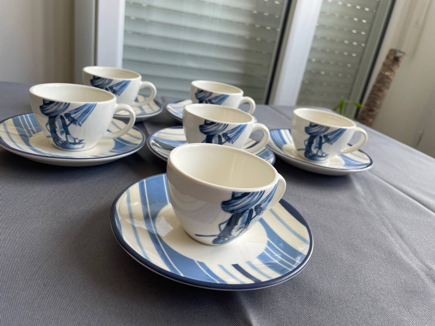 2 Tasses à Café Vintage Guy Degrenne - Modèles Apsara & Circa Platine, Porcelaine 90ml