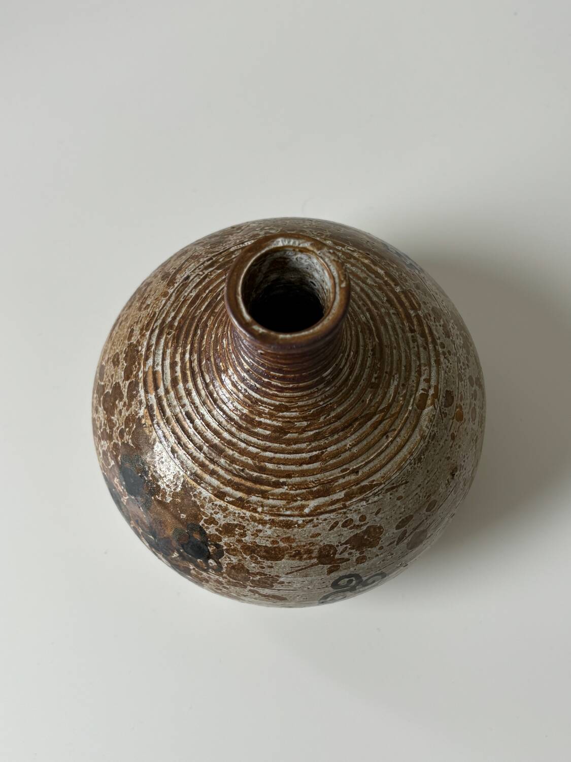 80' ceramic ball vase