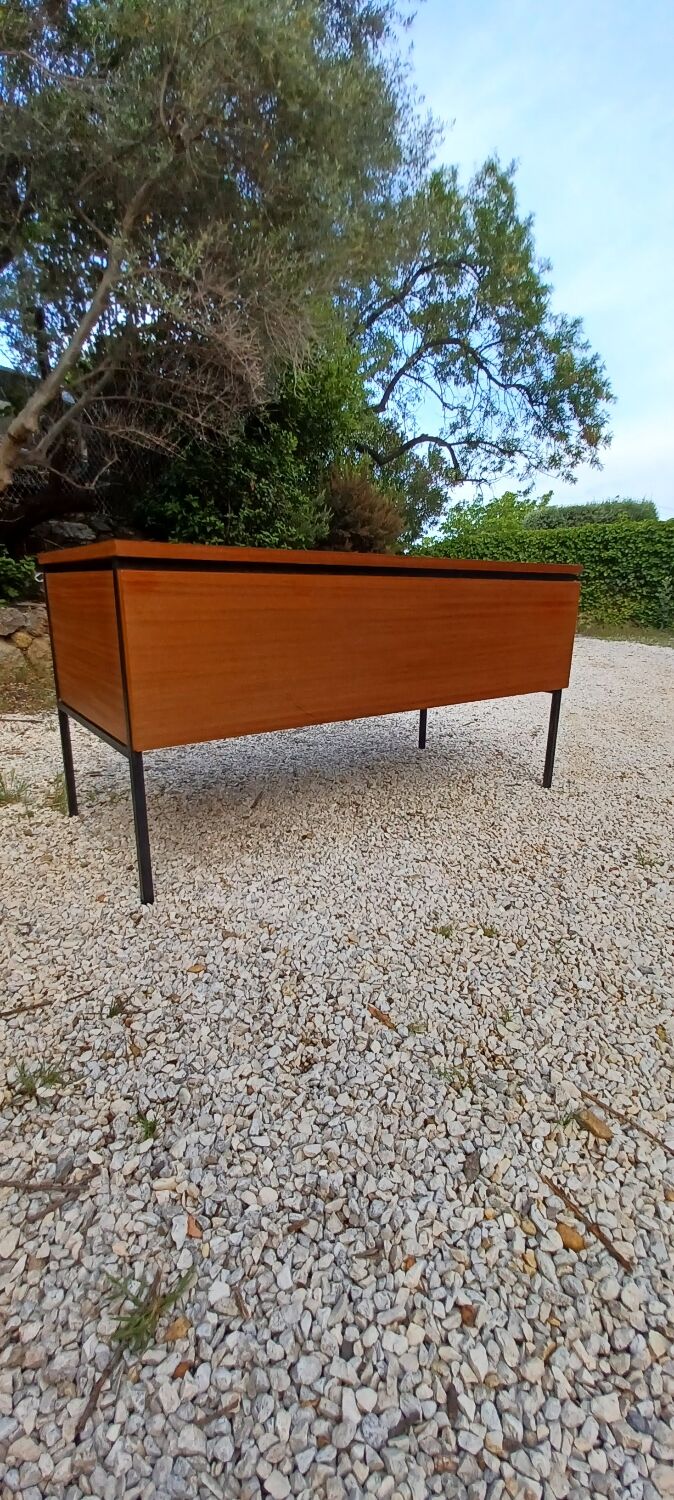 Old vintage desk Pierre Guariche 1970