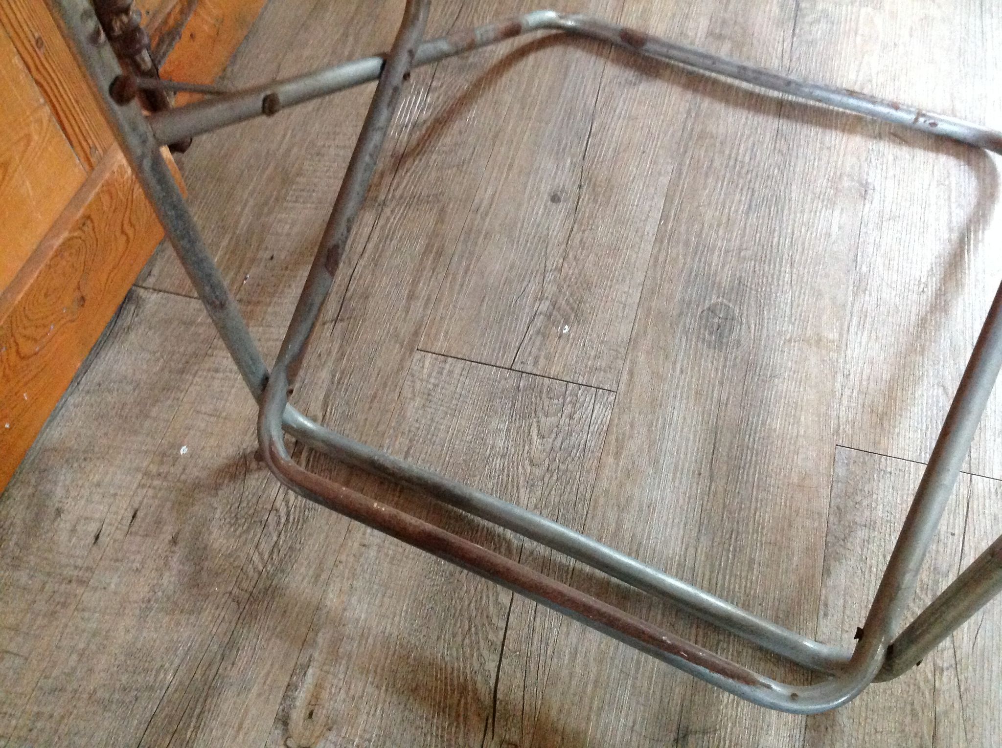 Folding child desk