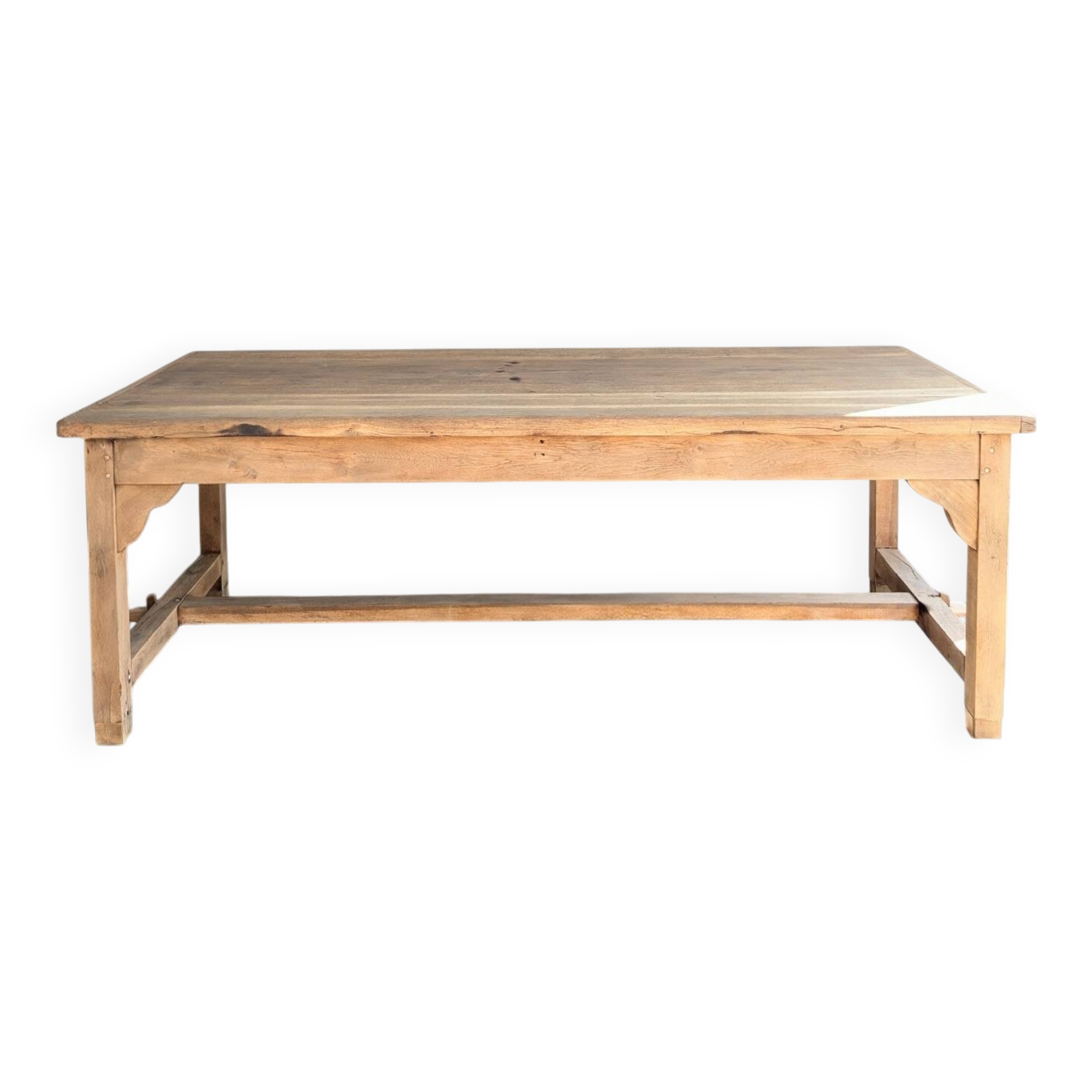 Farmhouse table with drawers for 10 people