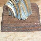 Pink flamingo in bronze