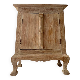 Chevet balinais en bois massif sculpté et cérusé