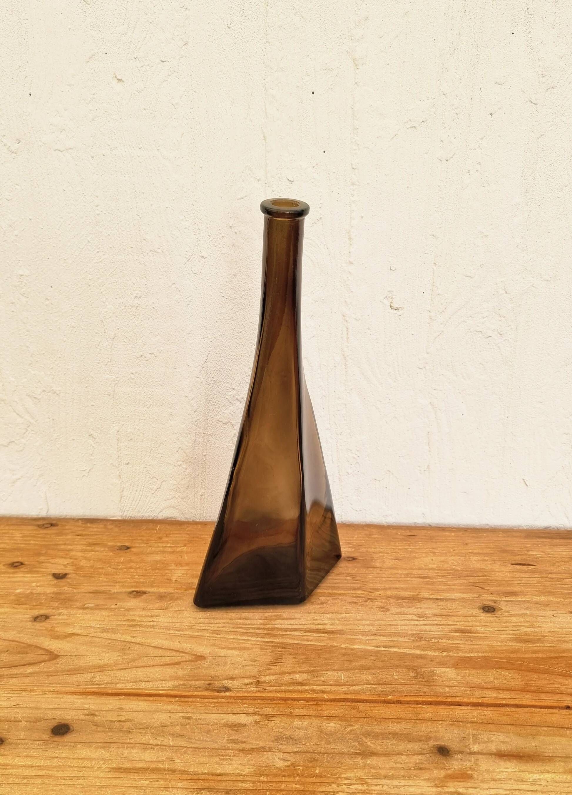 Vintage decorative bottle Paco O Frey in smoked glass from the 1970s.