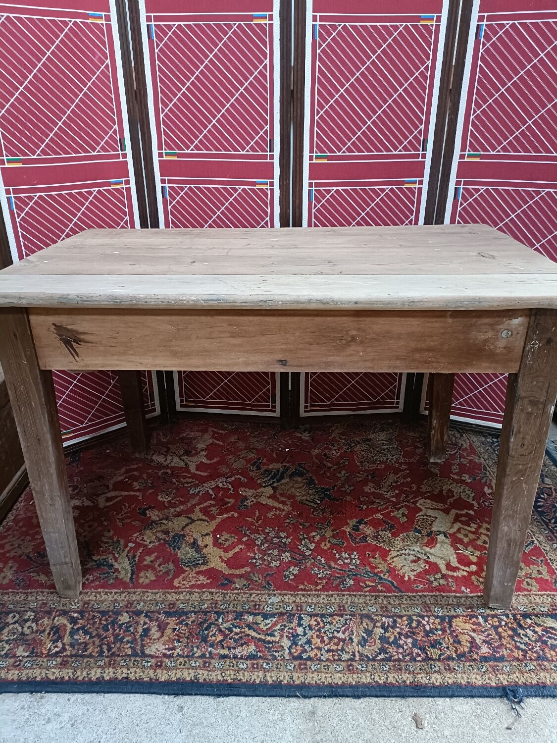Ancienne table de ferme, 6 couverts et 2 tiroirs