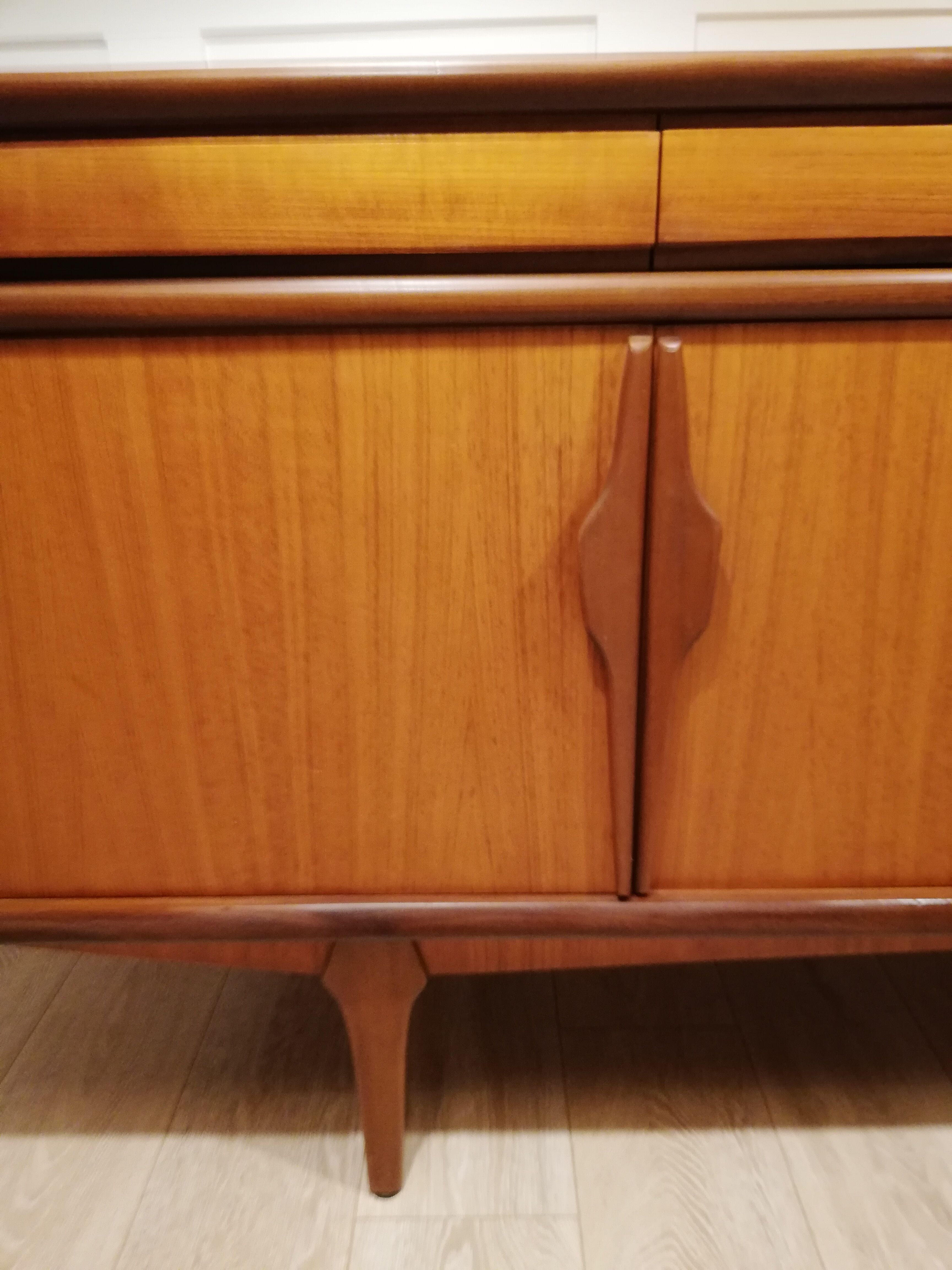 Scandinavian line in vintage teak