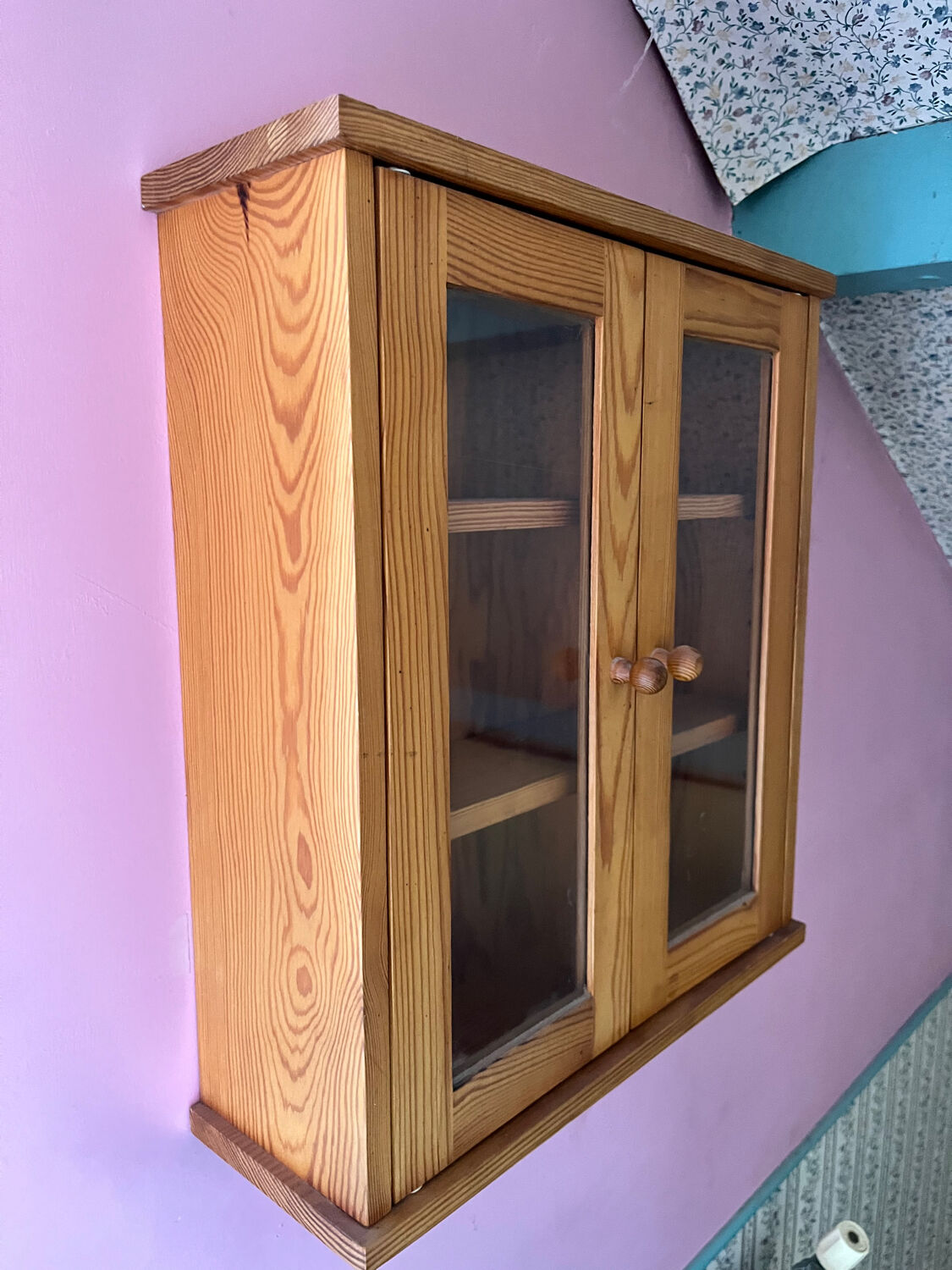 Vitrine en bois