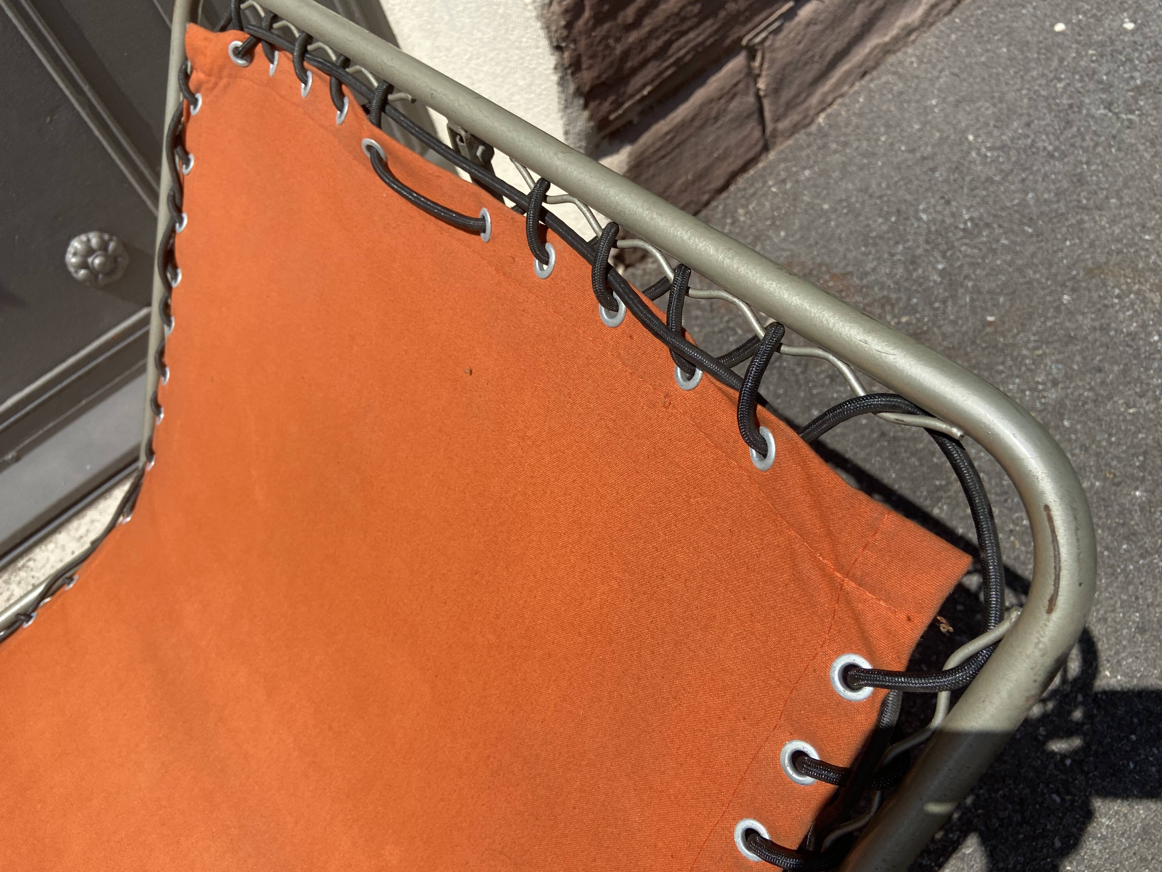 Vintage sunbathing deckchair 70S