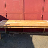 Spindle leg truss table