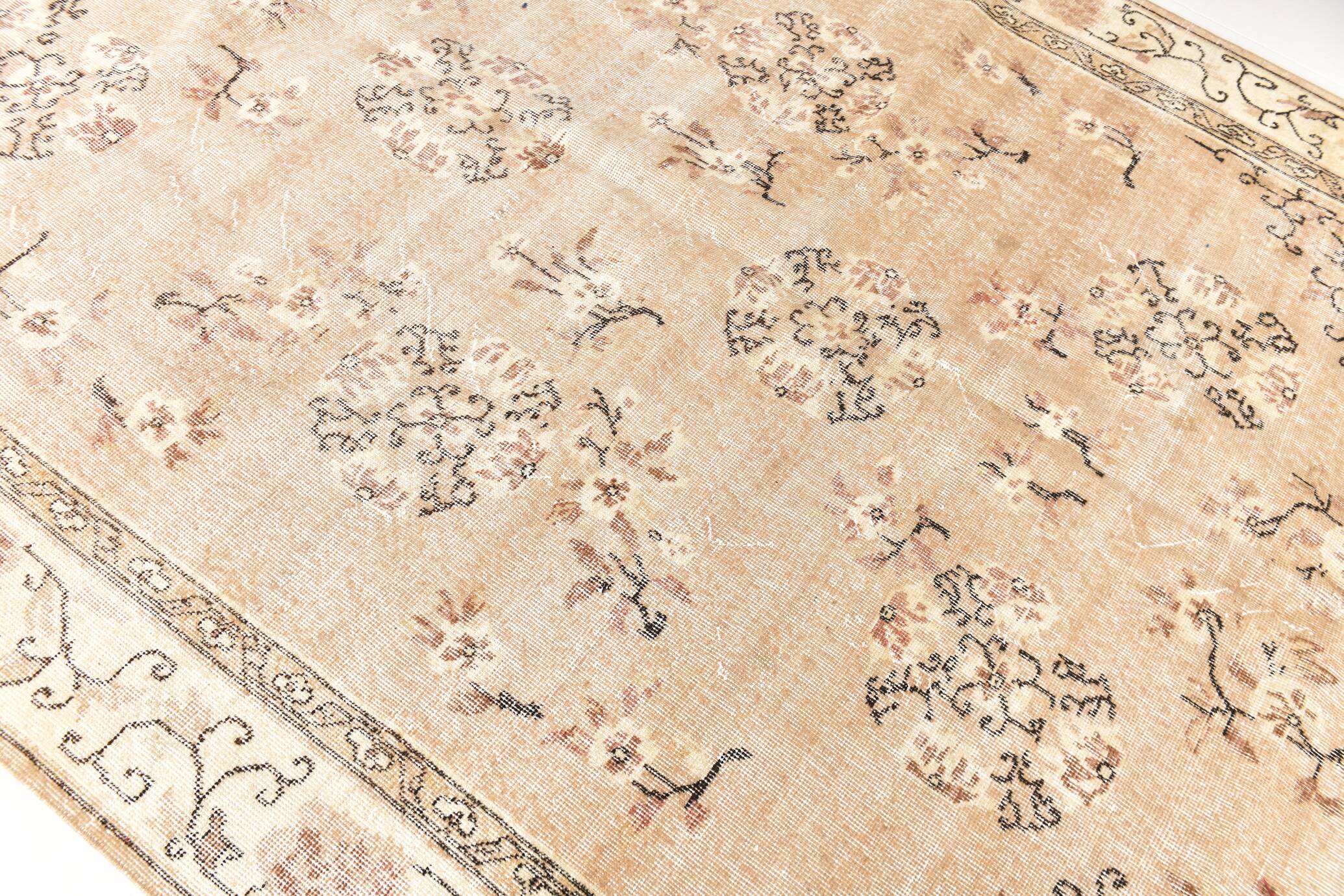 Tapis vintage floral turc