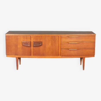 Buffet rétro en teck des années 1960 Beutility Mid Century