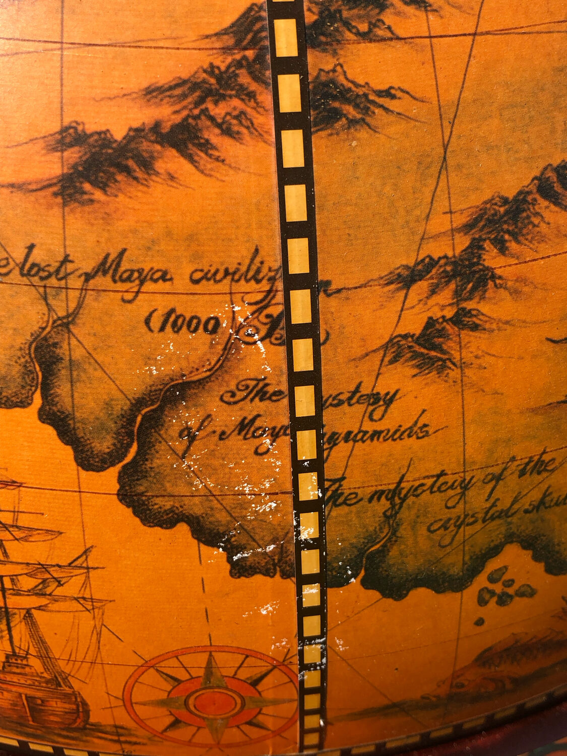 Globe terrestrial bar