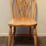 Set of 6 Dutch chairs in solid beech wood.