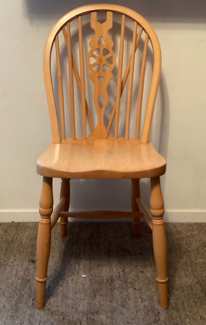 Série de 6 chaises hollandaises en hêtre massif