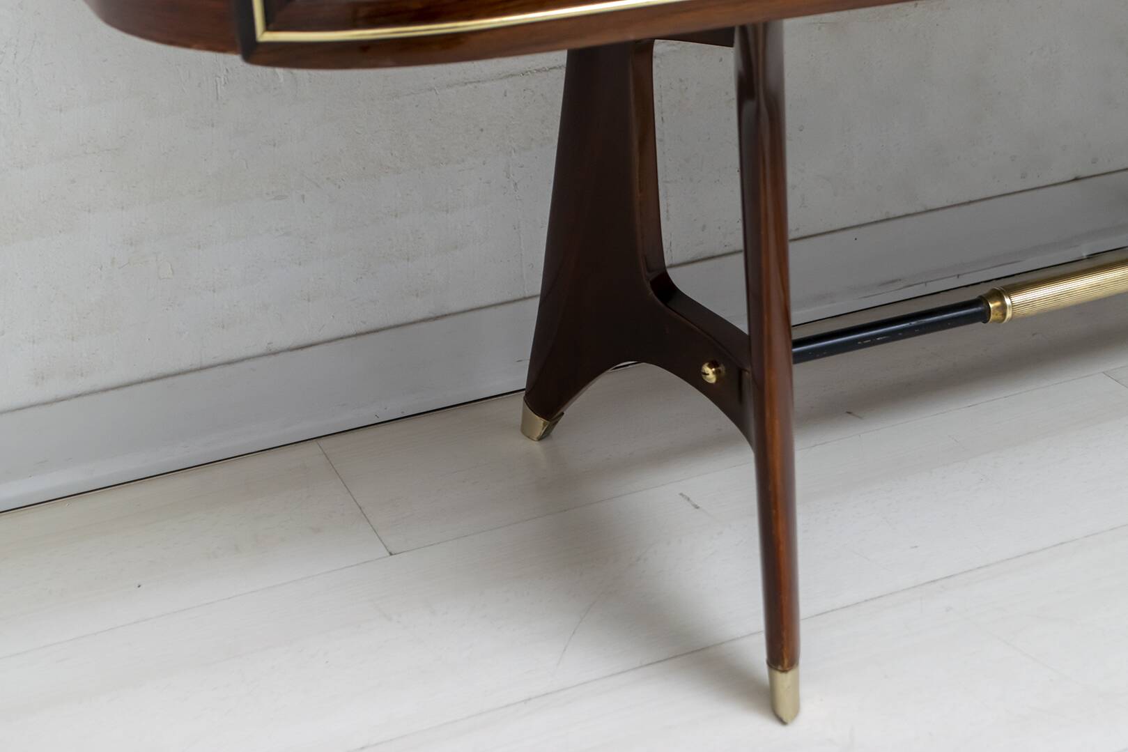 Attributed Gio Ponti Mid-Century Italian Mahogany and Brass Bar Cabinet, 50