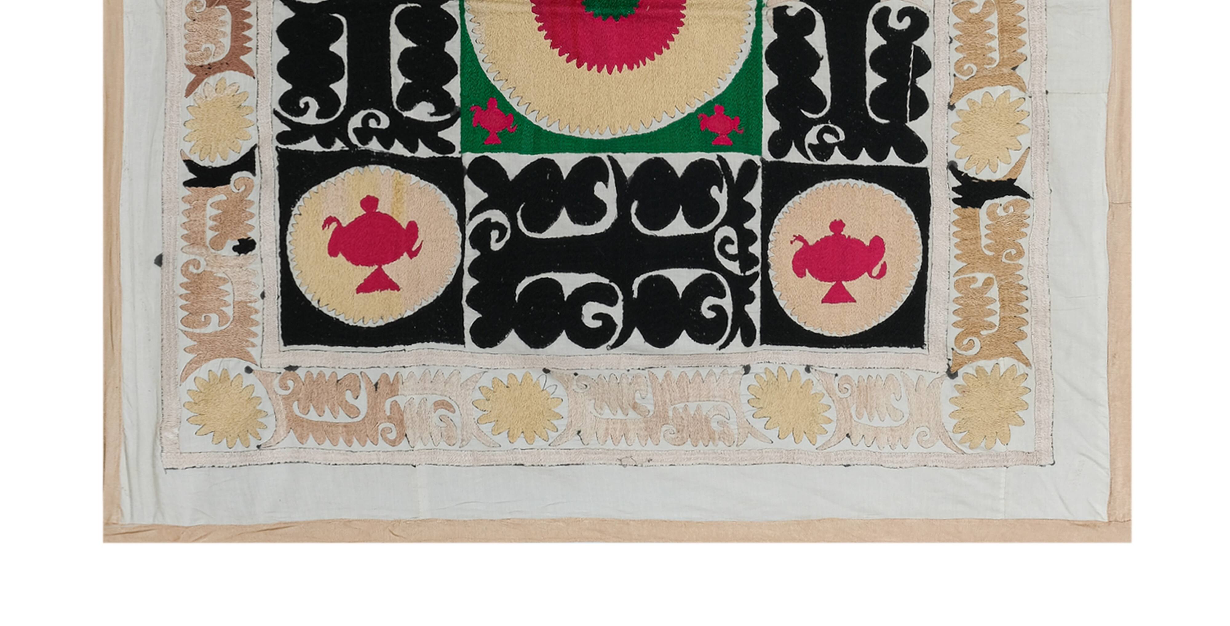 Hand knotted rug, vintage Turkish rug 128x130 cm