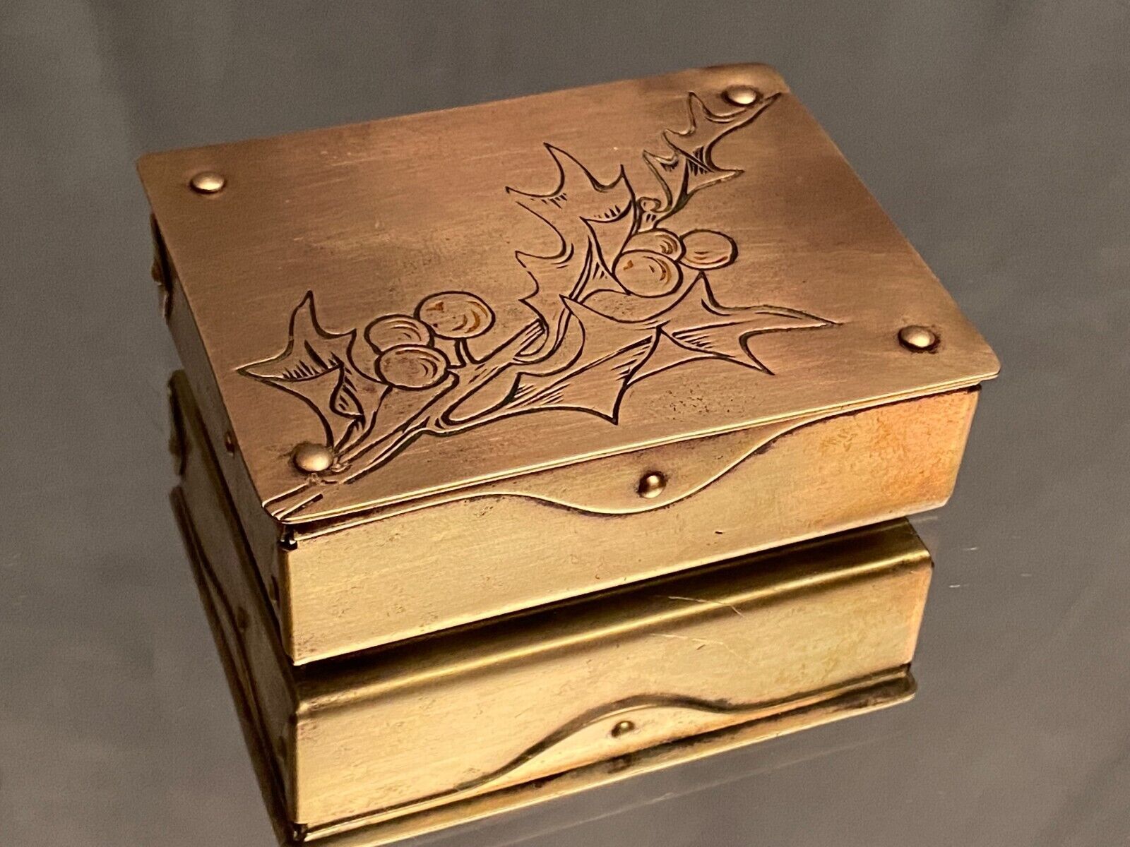 German compartmentalized stamp box early twentieth GHG Gesch holly leaf