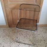 Folded chair by Giancardo Piretti for Castelli