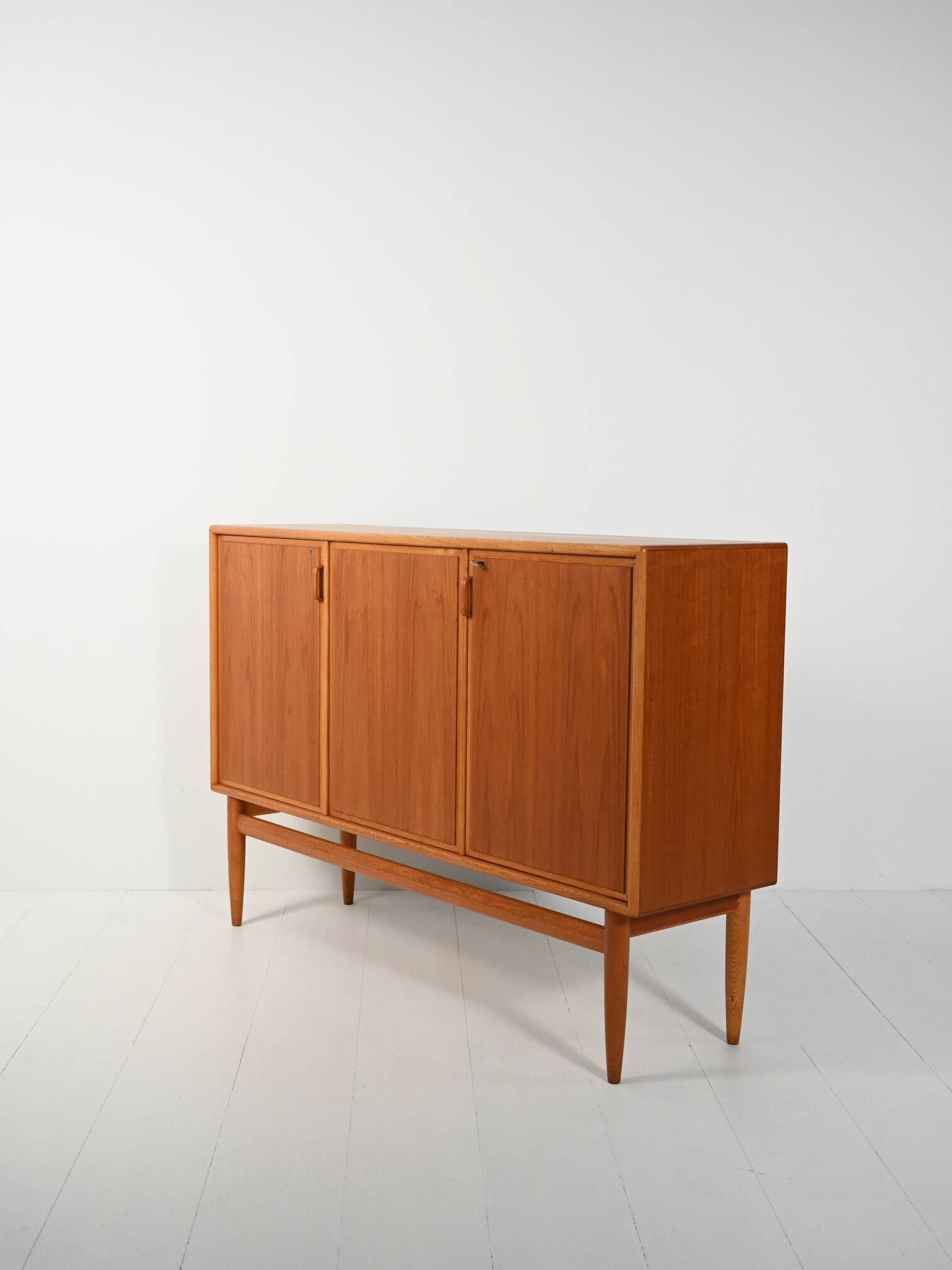 Scandinavian highboard sideboard, 1950s/60s, oak & teak, three doors