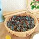 Round raffia box - vintage