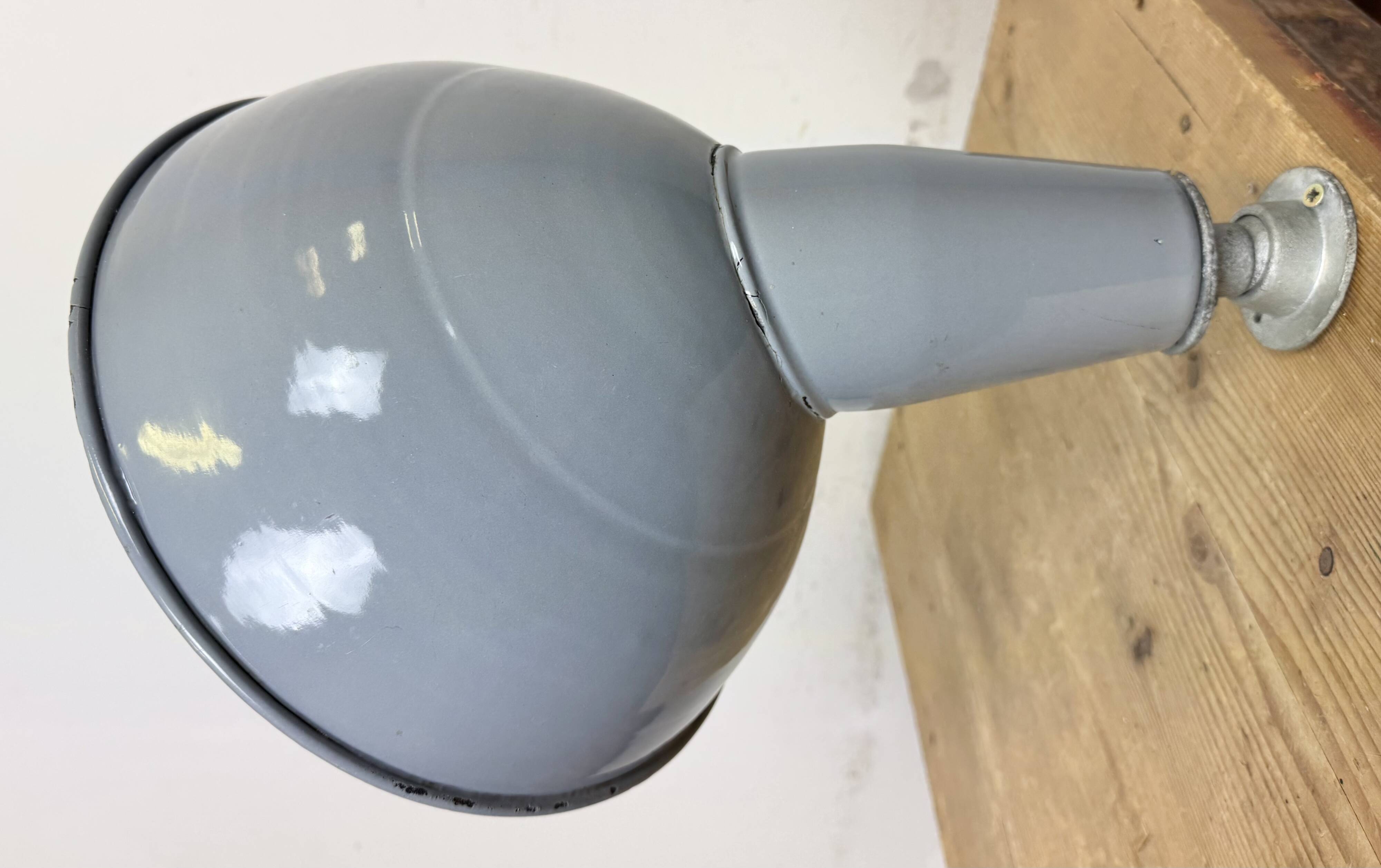 Industrial British Grey Enamel Factory Wall Lamp, 1960s