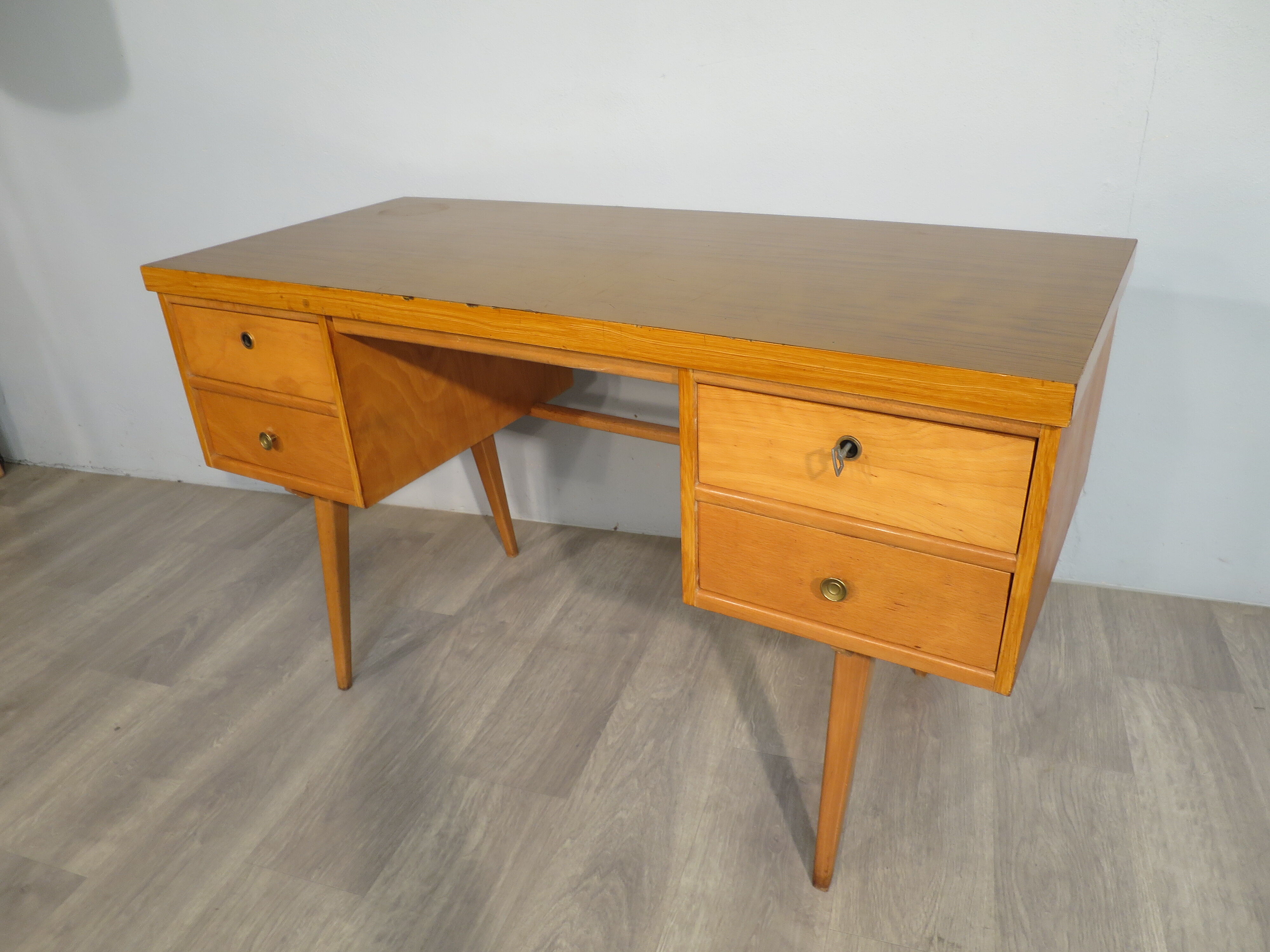 Ekawerk desk 50