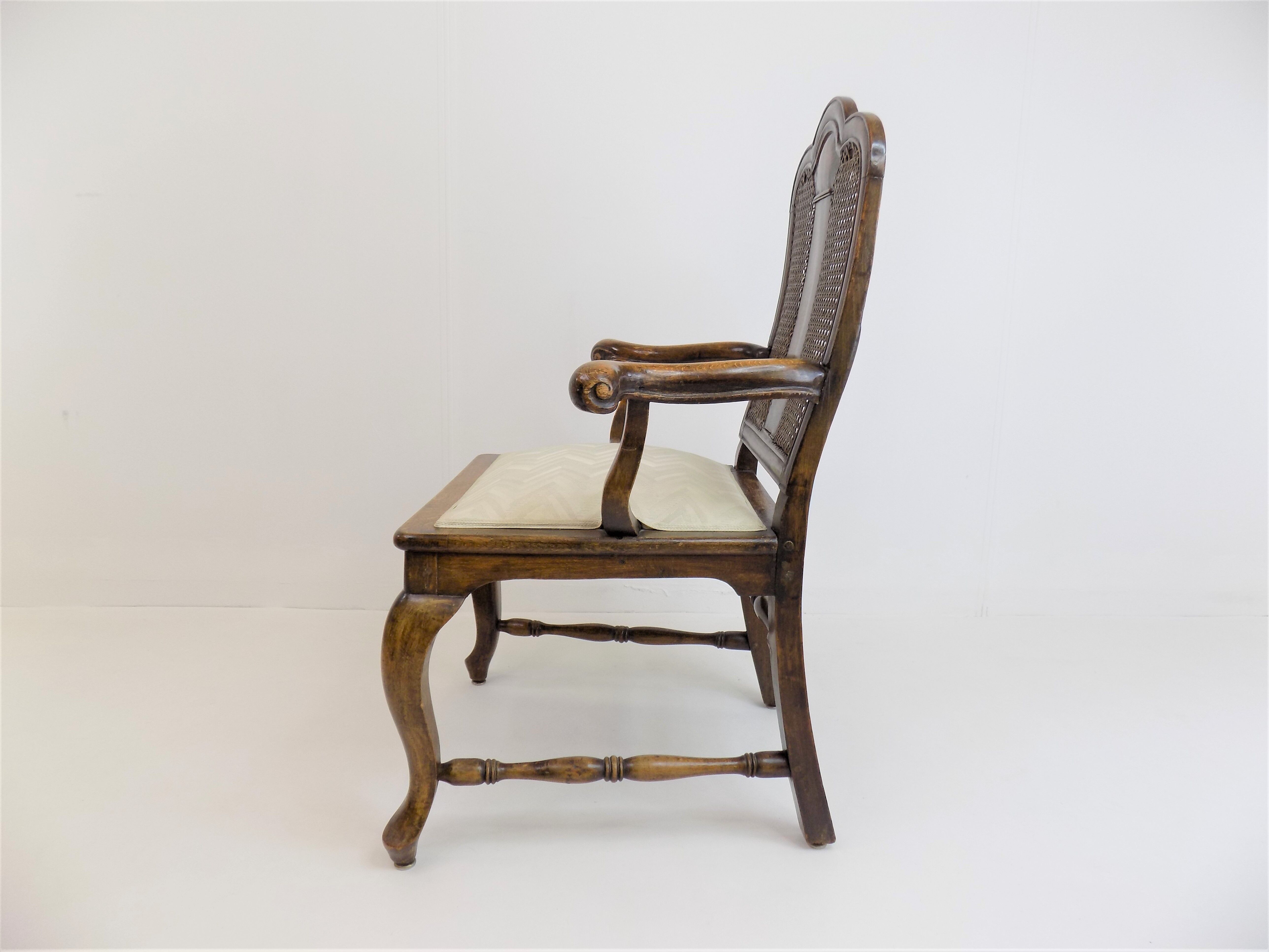 Chaise en bois néobaroque avec vannerie viennoise