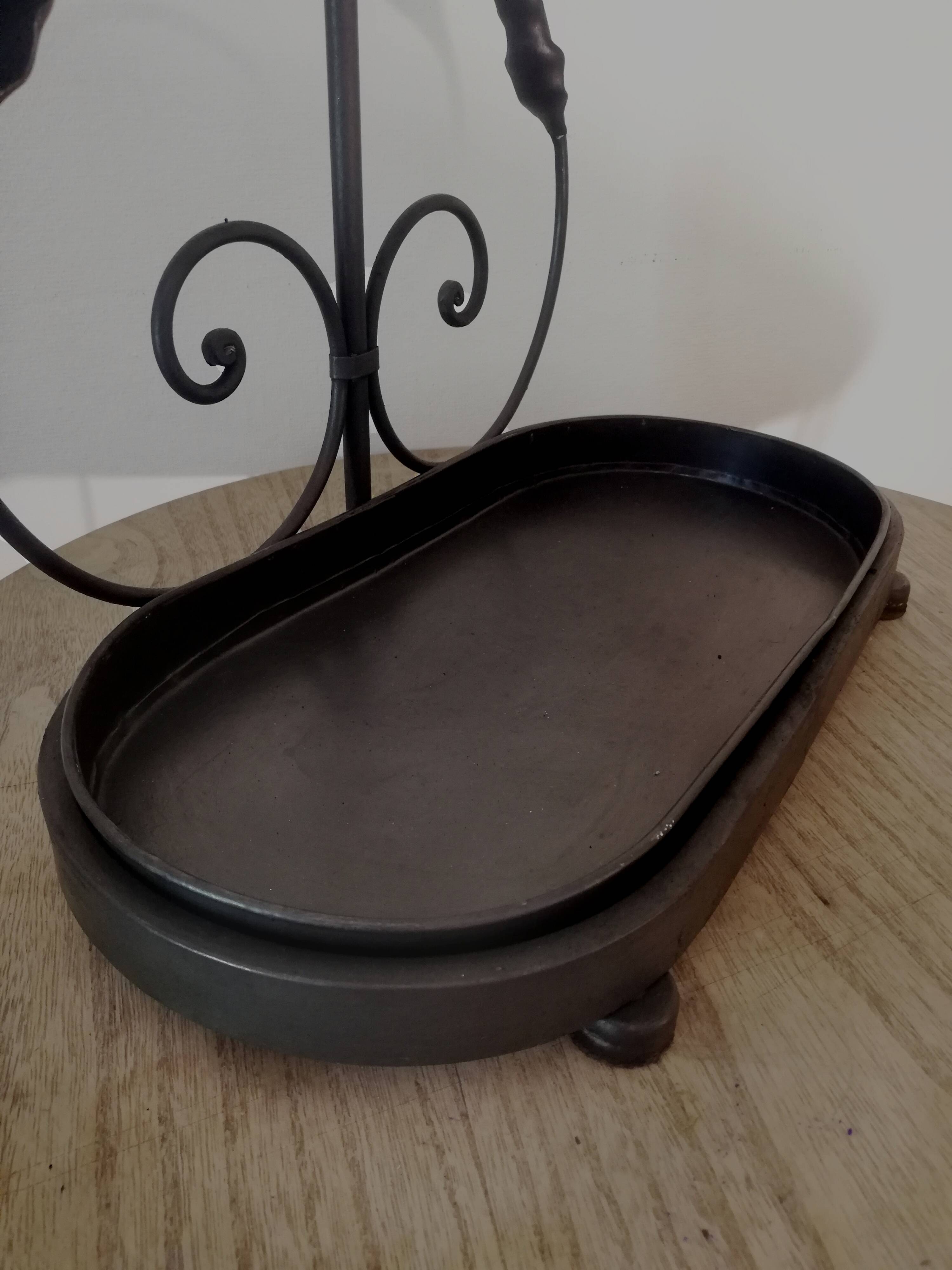 Art deco umbrella holder
