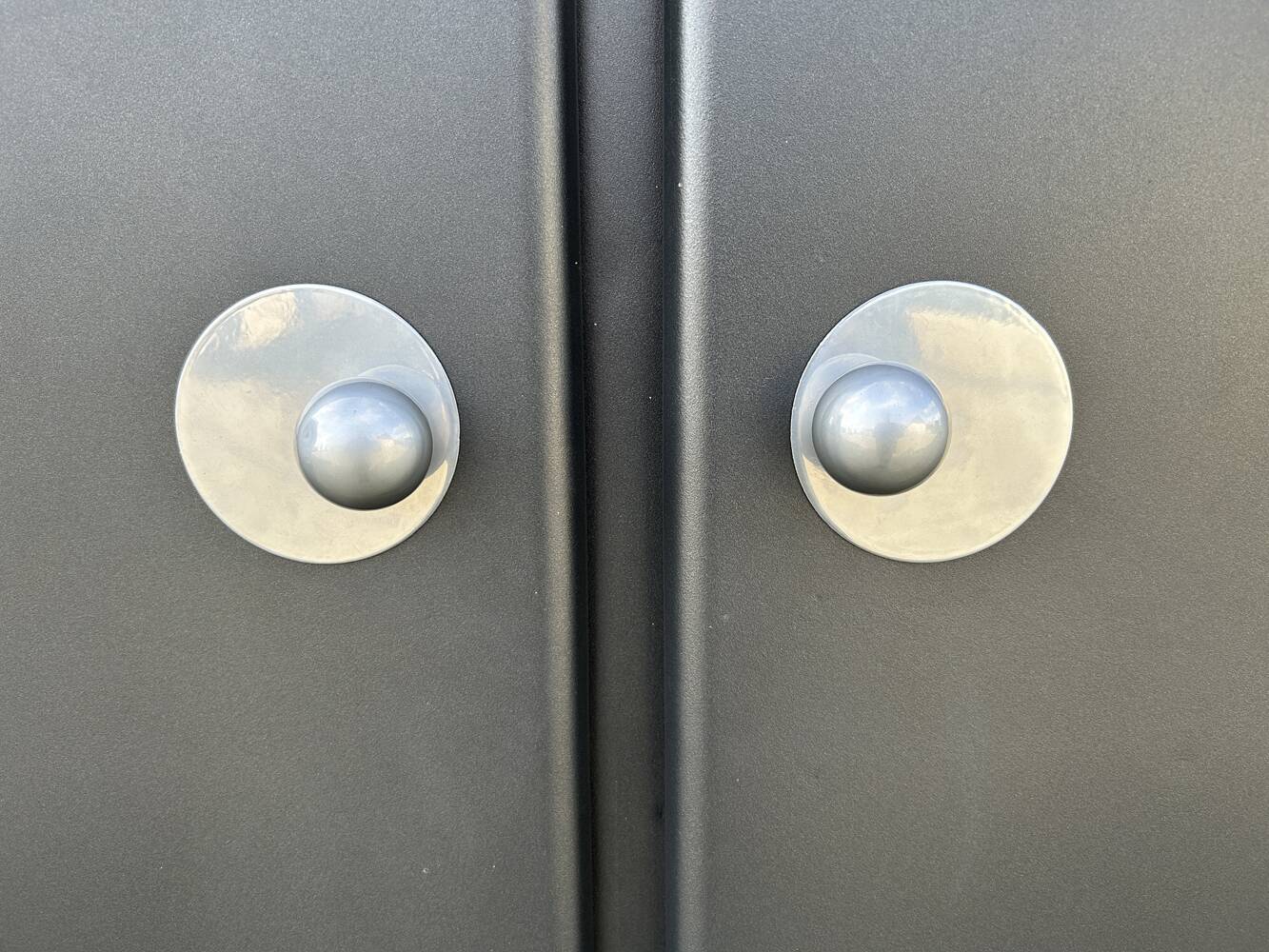 Metal kitchen cabinet, ball handles, 1950s